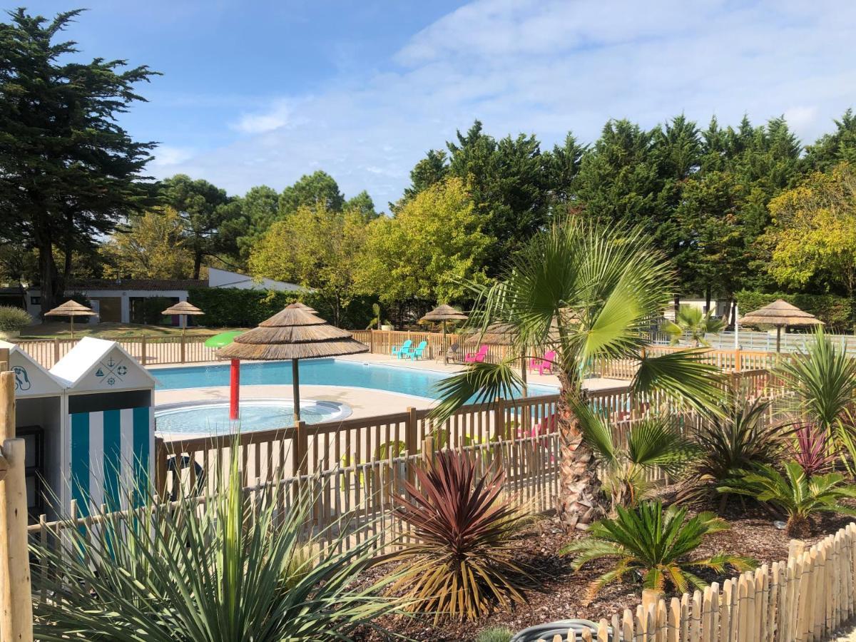 Camping Les Maraises Saint-Martin-de-Re Bagian luar foto