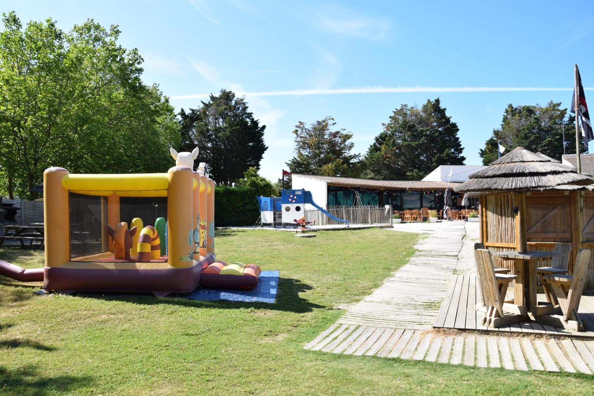 Camping Les Maraises Saint-Martin-de-Re Bagian luar foto