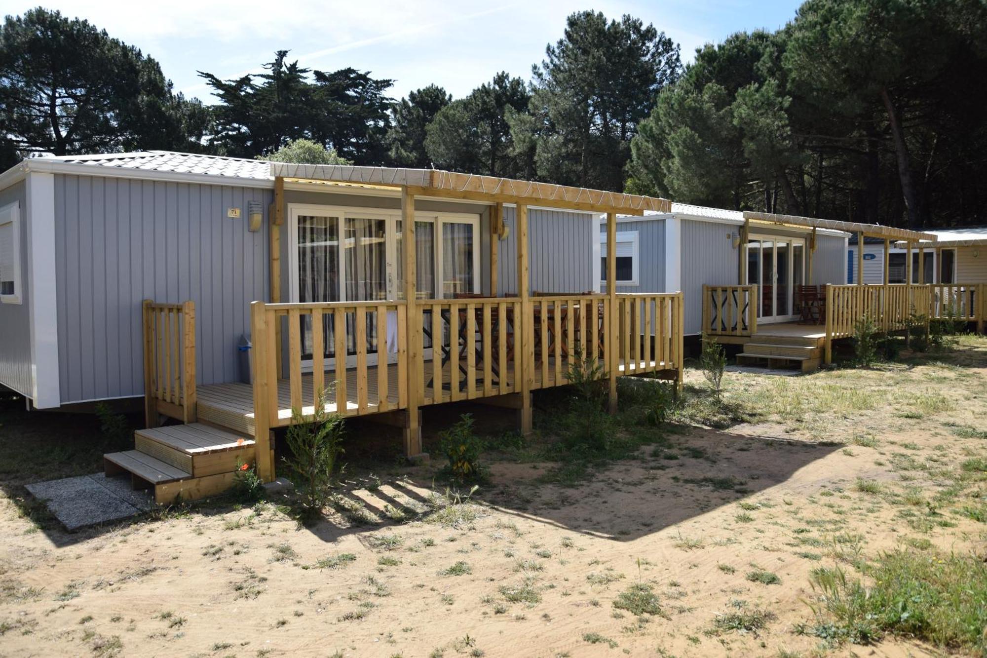 Camping Les Maraises Saint-Martin-de-Re Bagian luar foto