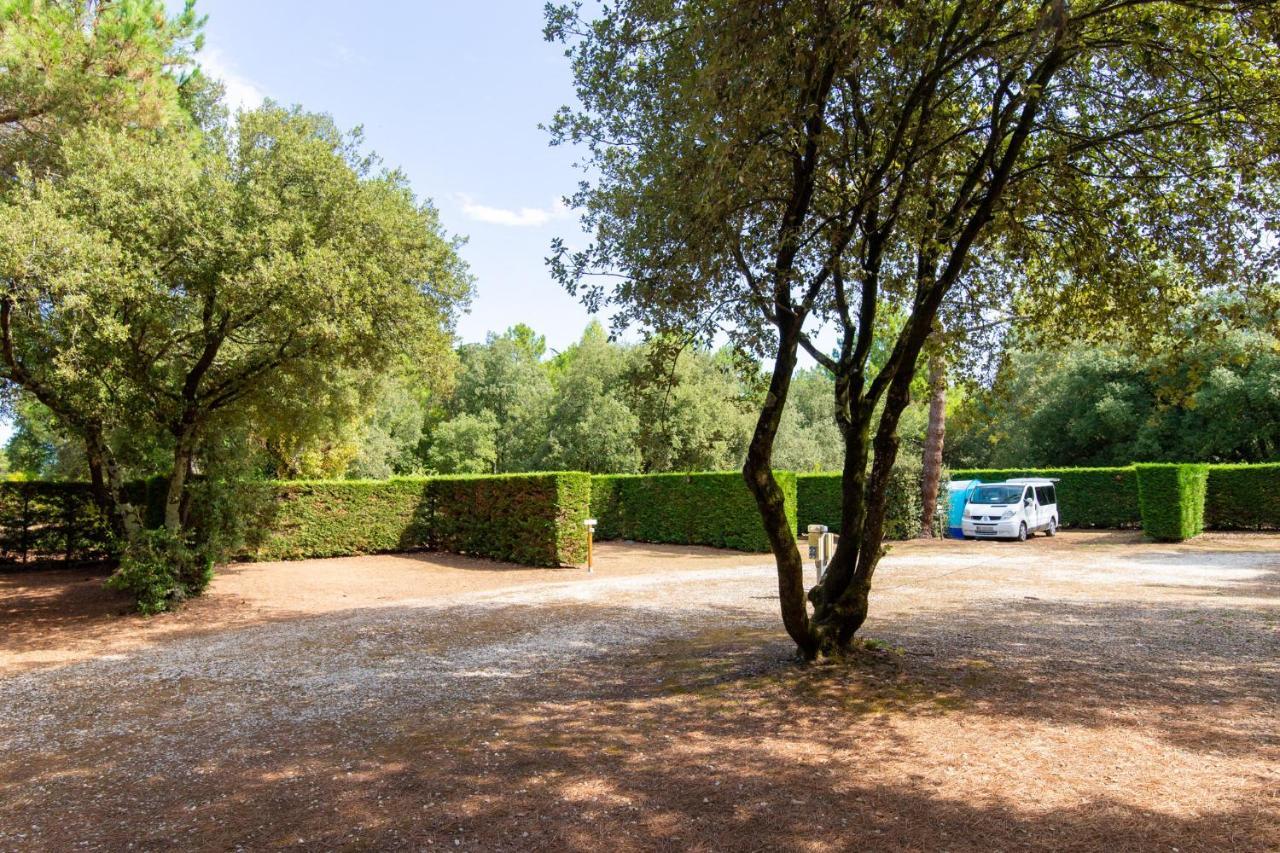 Camping Les Maraises Saint-Martin-de-Re Bagian luar foto
