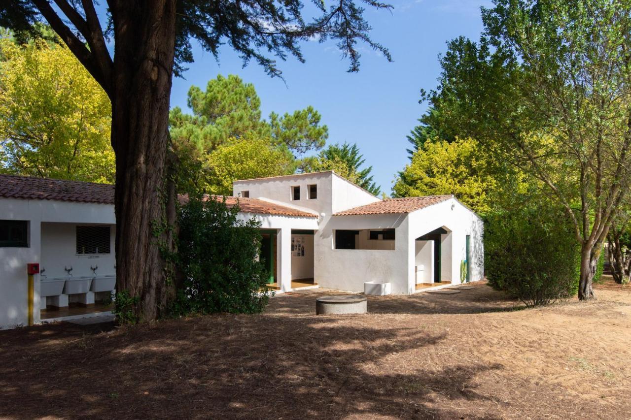Camping Les Maraises Saint-Martin-de-Re Bagian luar foto