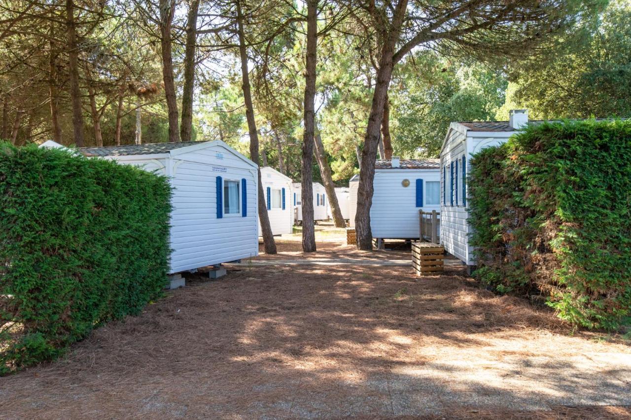 Camping Les Maraises Saint-Martin-de-Re Bagian luar foto